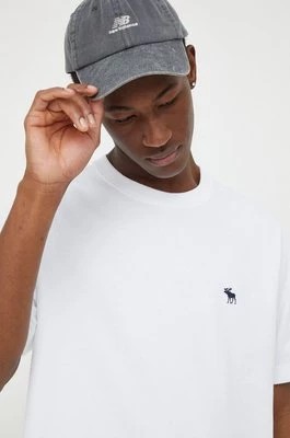 Zdjęcie produktu Abercrombie & Fitch t-shirt bawełniany męski kolor biały z aplikacją