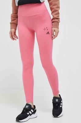 Zdjęcie produktu adidas legginsy damskie kolor różowy z nadrukiem