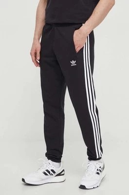 Zdjęcie produktu adidas Originals spodnie dresowe 3-Stripes Pant kolor czarny z aplikacją IU2353
