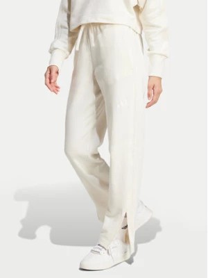 Zdjęcie produktu adidas Spodnie dresowe ALL SZN French Terry 3-Stripes IW1134 Biały Loose Fit