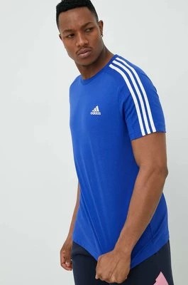 Zdjęcie produktu adidas t-shirt bawełniany Essentials kolor niebieski z aplikacją IC9338