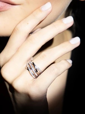 Zdjęcie produktu ATELIER DU DIAMANT Złoty pierścionek "Méli-mélo scintillant" z diamentami rozmiar: 58
