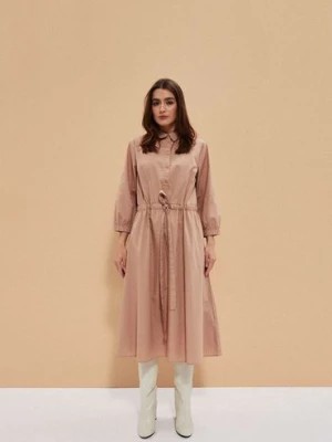 Zdjęcie produktu Bawełniana sukienka damska - beżowa Moodo