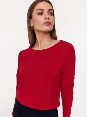 Zdjęcie produktu Bawełniany czerwony sweter z wyszywanymi sercami TARANKO