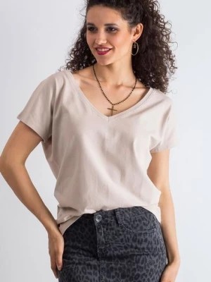 Zdjęcie produktu Bawełniany t-shirt damski- beżowy w serek BASIC FEEL GOOD