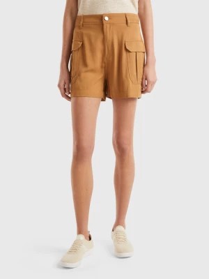 Zdjęcie produktu Benetton, Cargo Shorts In Sustainable Viscose, size , Beige, Women United Colors of Benetton