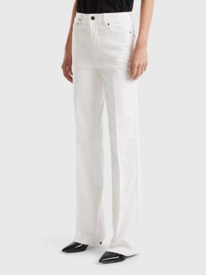 Zdjęcie produktu Benetton, Flared Stretch Jeans, size 26, White, Women United Colors of Benetton