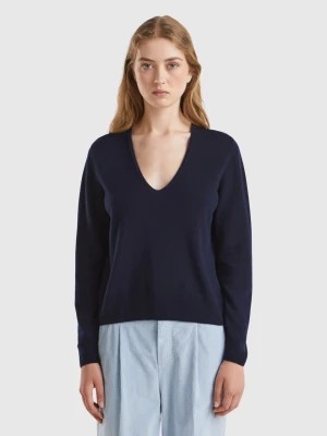 Zdjęcie produktu Benetton, Midnight Blue V-neck Sweater In Pure Merino Wool, size XS, Dark Blue, Women United Colors of Benetton