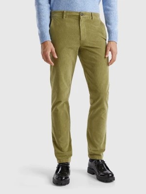 Zdjęcie produktu Benetton, Slim Fit Stretch Velvet Trousers, size 42, Military Green, Men United Colors of Benetton