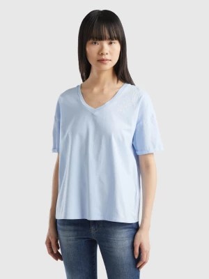 Zdjęcie produktu Benetton, T-shirt With Floral Embroidery, size XXS, Sky Blue, Women United Colors of Benetton