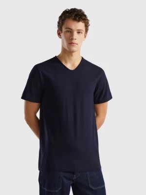 Zdjęcie produktu Benetton, V-neck T-shirt In 100% Cotton, size XXXL, Dark Blue, Men United Colors of Benetton