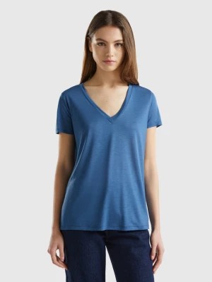 Zdjęcie produktu Benetton, V-neck T-shirt In Sustainable Viscose, size XXS, Air Force Blue, Women United Colors of Benetton
