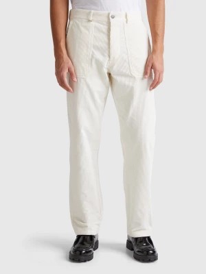 Zdjęcie produktu Benetton, Worker-style Velvet Trousers, size 42, White, Men United Colors of Benetton