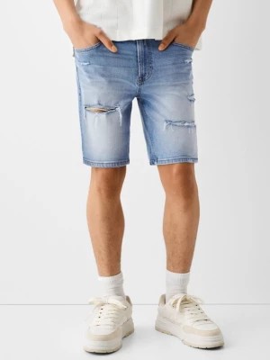 Zdjęcie produktu Bershka Bermudy Jeansowe Z Przetarciami Mężczyzna Wyblakły Niebieski