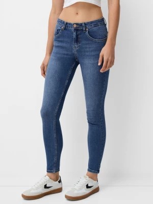 Zdjęcie produktu Bershka Jeansy Rurki Push Up Kobieta Niebieski