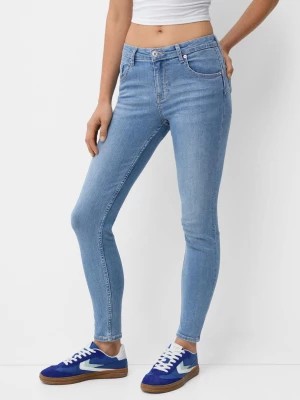 Zdjęcie produktu Bershka Jeansy Rurki Push Up Kobieta Wyblakły Niebieski