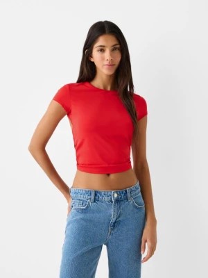 Zdjęcie produktu Bershka Koszulka Z Krótkim Rękawem I Odkrytymi Plecami Kobieta Czerwony