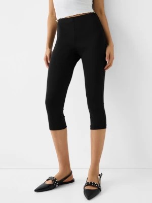 Zdjęcie produktu Bershka Spodnie Capri Kobieta Czarny
