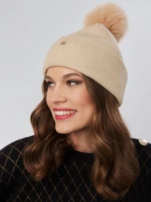Zdjęcie produktu Beżowa czapka damska z pomponem OCHNIK