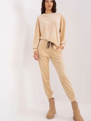 Zdjęcie produktu Beżowy damski komplet welurowy ze spodniami