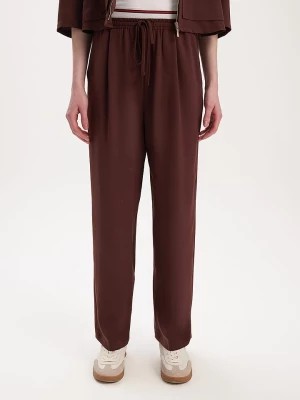 Zdjęcie produktu BGN Spodnie w kolorze brązowym rozmiar: 40