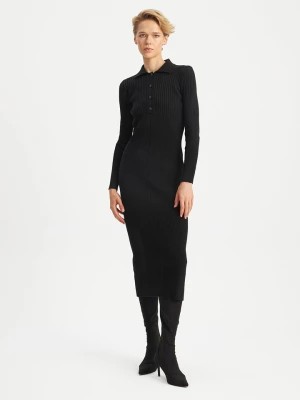 Zdjęcie produktu BGN Sukienka dzianinowa w kolorze czarnym rozmiar: 40