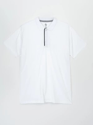 Zdjęcie produktu Biała koszulka polo z krótkim rękawem