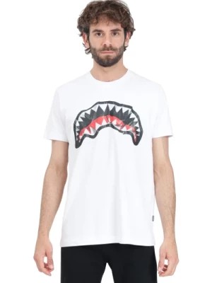 Zdjęcie produktu Biała koszulka z nadrukiem białej rekina Sprayground