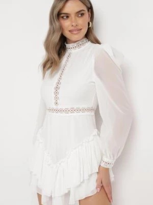 Zdjęcie produktu Biała Rozkloszowana Sukienka Kombinezon Mini z Falbankami Gilha