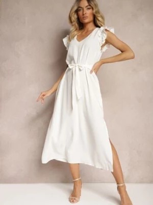 Zdjęcie produktu Biała Sukienka z Materiałowym Paskiem Ozdobiona Rozcięciami i Cyrkoniami z Falbanką Holline