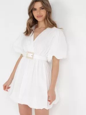 Zdjęcie produktu Biała Sukienka z Paskiem Moniphae
