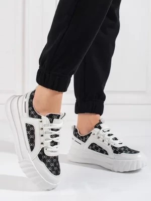 Zdjęcie produktu Białe buty sportowe damskie z czarnymi wstawkami Shelvt