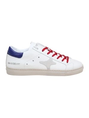 Zdjęcie produktu Białe/Niebieskie Skórzane Sneakersy z Kolorowymi Szczegółami Ama Brand