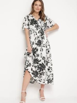 Zdjęcie produktu Biało-Czarna Sukienka Długa z Kopertową Górą w Kwiatowy Print Solmare