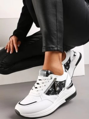 Zdjęcie produktu Biało-Czarne Sneakersy na Koturnie z Ozdobną Wstawką z Suwakiem i Sznurowaniem Dastas