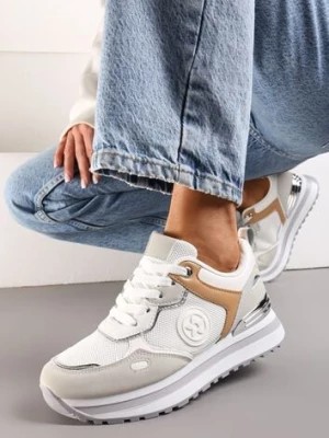 Zdjęcie produktu Biało-Szare Sneakersy na Niskiej Platformie z Metalicznym Paskiem za Kostkę Dapphira