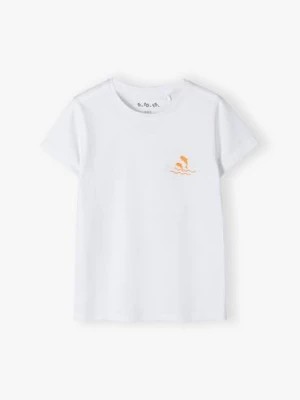 Zdjęcie produktu Biały t-shirt dla dziewczynki z małym nadrukiem - delfinki 5.10.15.