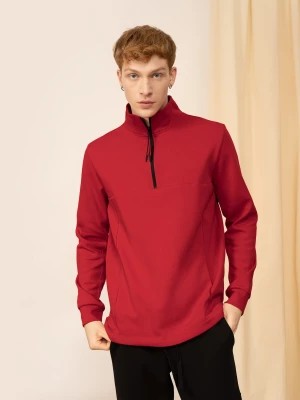 Zdjęcie produktu Bluza dresowa nierozpinana bez kaptura męska Outhorn - czerwona