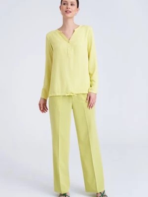 Zdjęcie produktu Bluzka damska z długim rękawem żółta Greenpoint