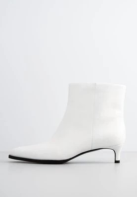 Zdjęcie produktu Botki 3.1 phillip lim