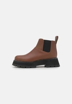 Zdjęcie produktu Botki na platformie 3.1 phillip lim