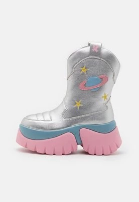 Zdjęcie produktu Botki na platformie Koi Footwear