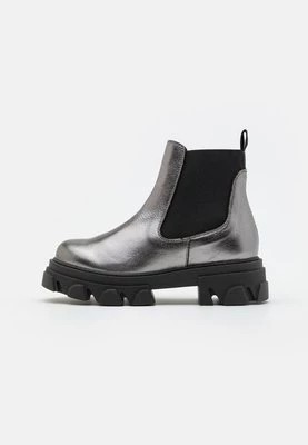 Zdjęcie produktu Botki Steve Madden