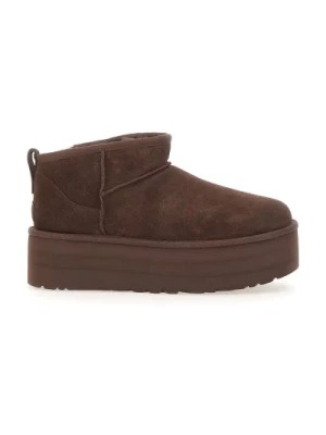 Zdjęcie produktu Brązowe Buty - Klasyczny Styl UGG