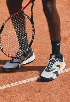 Zdjęcie produktu Buty tenisowe na nawierzchnię ziemną Nike Performance