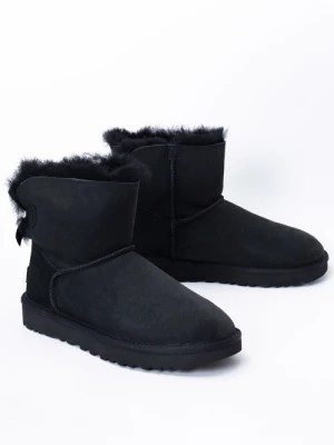 Zdjęcie produktu Buty zimowe damskie UGG W Mini Bailey Bow II (1016501-BLK)