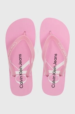 Zdjęcie produktu Calvin Klein Jeans japonki BEACH SANDAL MONOLOGO TPU damskie kolor różowy na płaskim obcasie YW0YW01246