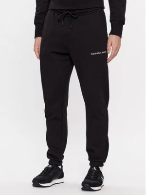 Zdjęcie produktu Calvin Klein Jeans Spodnie dresowe Institutional J30J324739 Czarny Regular Fit