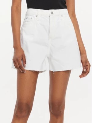 Zdjęcie produktu Calvin Klein Jeans Szorty jeansowe J20J222811 Biały Mom Fit