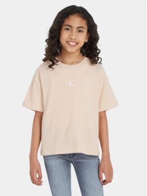 Zdjęcie produktu Calvin Klein Jeans T-Shirt IG0IG02136 Różowy Boxy Fit